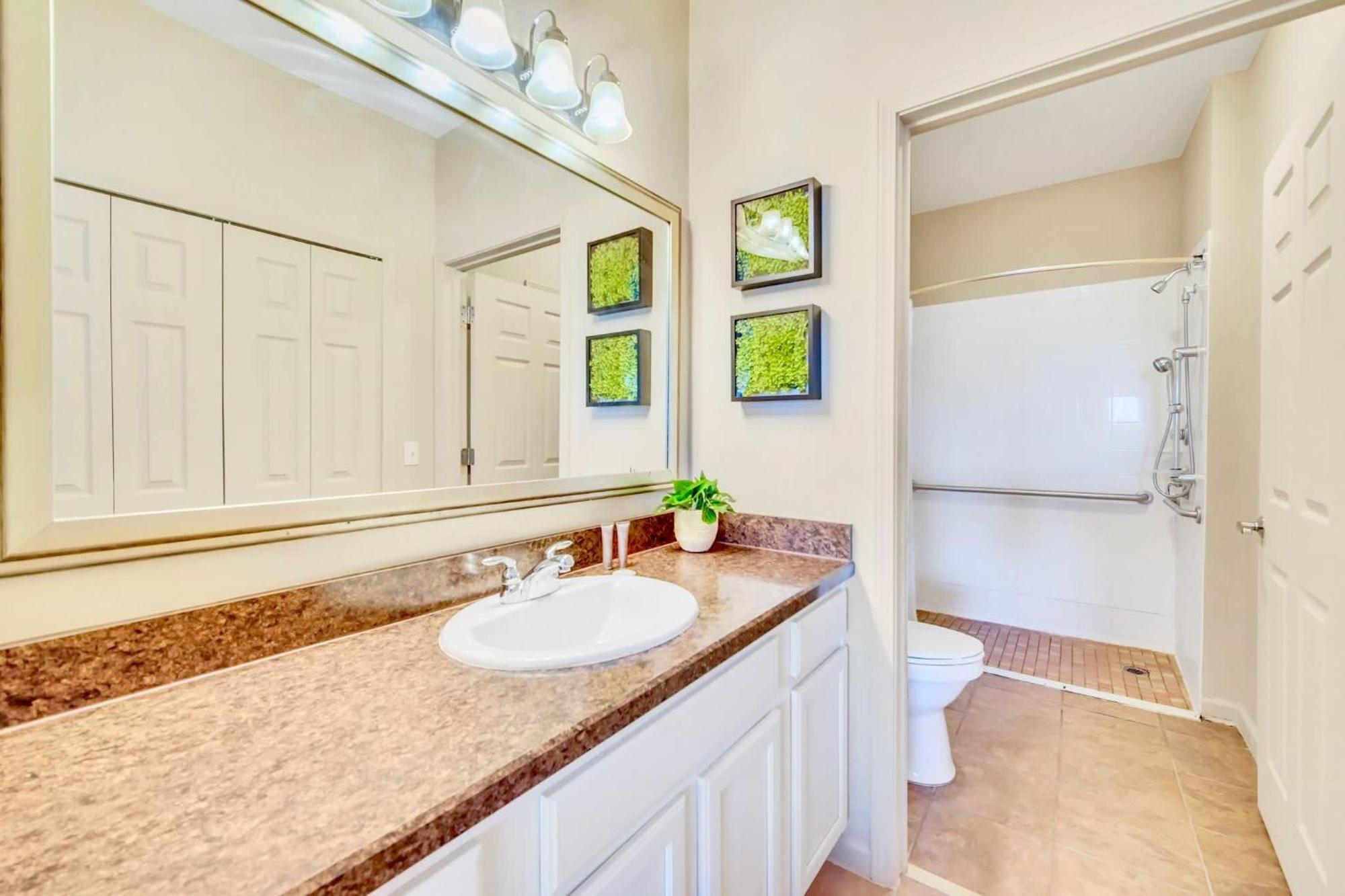 Stunning 2Br Condo With Hot Tub And Pool, Near Disney! Orlando Exteriér fotografie